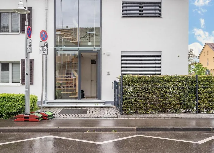 Rosenrot Am Констанц